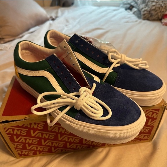 Vans Other - Vans Old School Yacht Club  NWT + Extra Laces Suede Sneakers Men’s Size 10